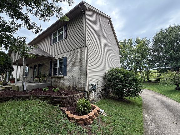 2nd image of 127 Bay Hill Dr