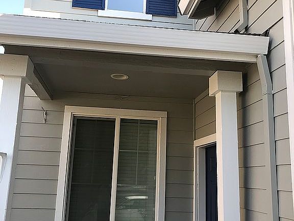 5th image of 438 Burlington Dr