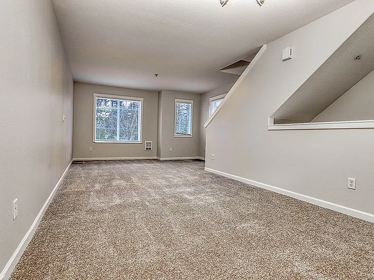 Alexander Heights — Photo 29