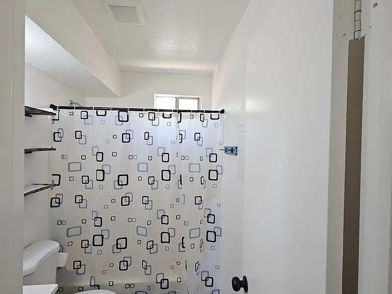 5019 N 22nd Ave #6 — Photo 15