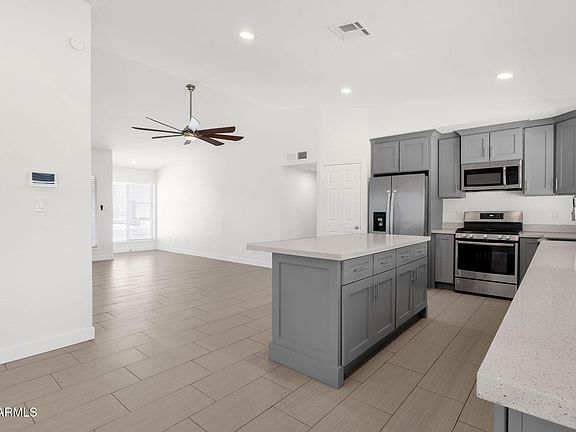 5th image of 8837 W COOLIDGE Street