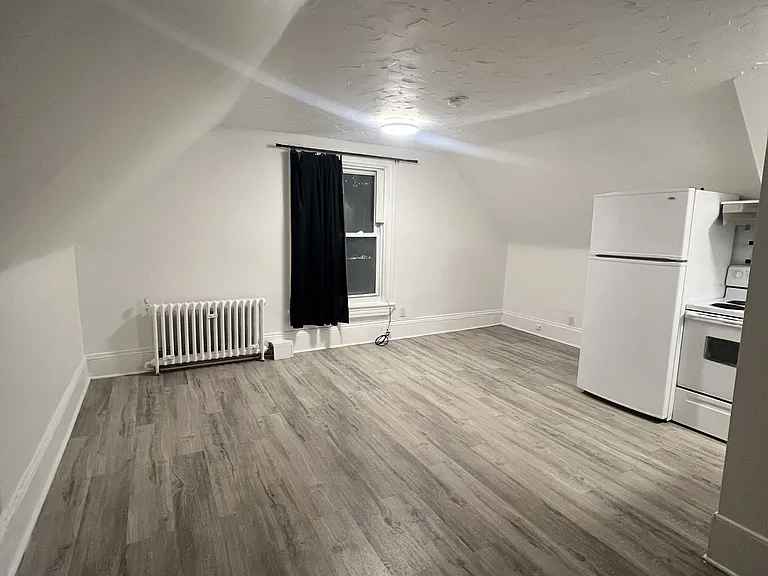 379 Cooper St — Photo 33