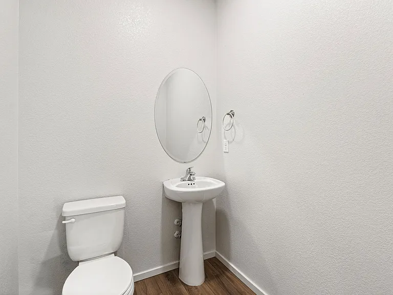 6609 4th Street Road 5 — Photo 14