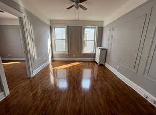 25-75 45th St #3R, Astoria, NY 11103