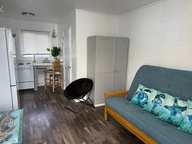 16410 Front Beach Rd — Photo 13