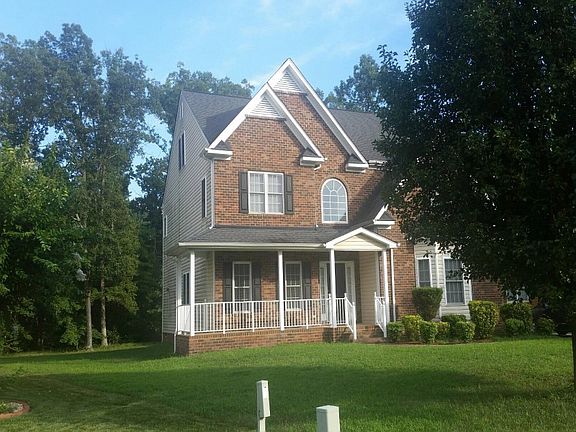 3rd image of 11425 Puttinham Ct
