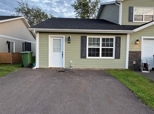 48 Autumn Ln, Stratford, PE C1B4B1