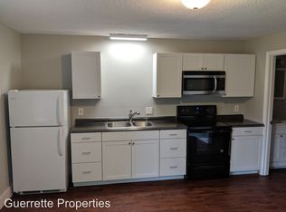 199 Dinsmore Rd APT F, Sidney, ME 04330