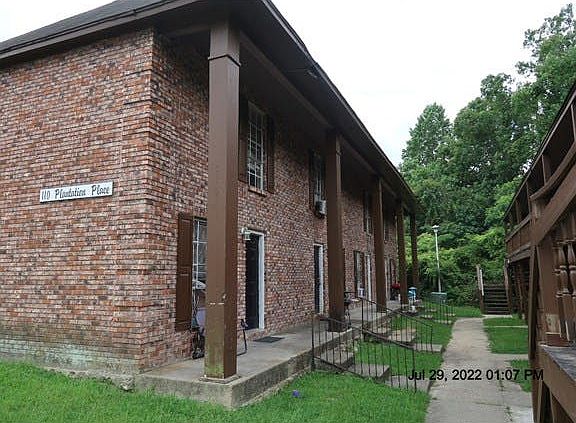 2nd image of 110 Plantation Place Dr