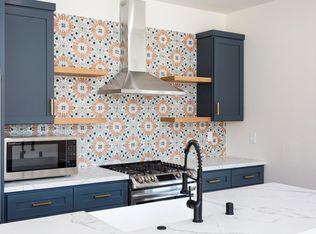 6346 Falls Way, San Diego, CA 92115