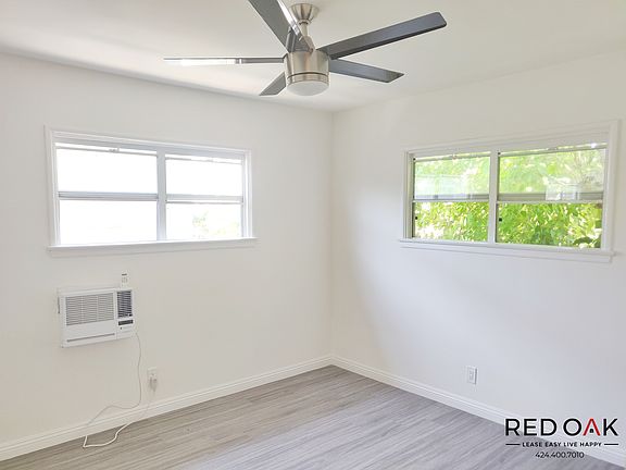 5th image of 11908 Burbank Blvd #18