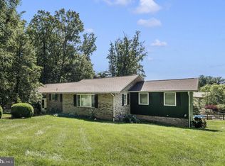 6213 White Oak Dr, Frederick, MD 21701