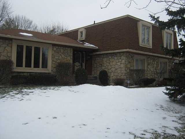 1st image of 738 Yosemite Dr