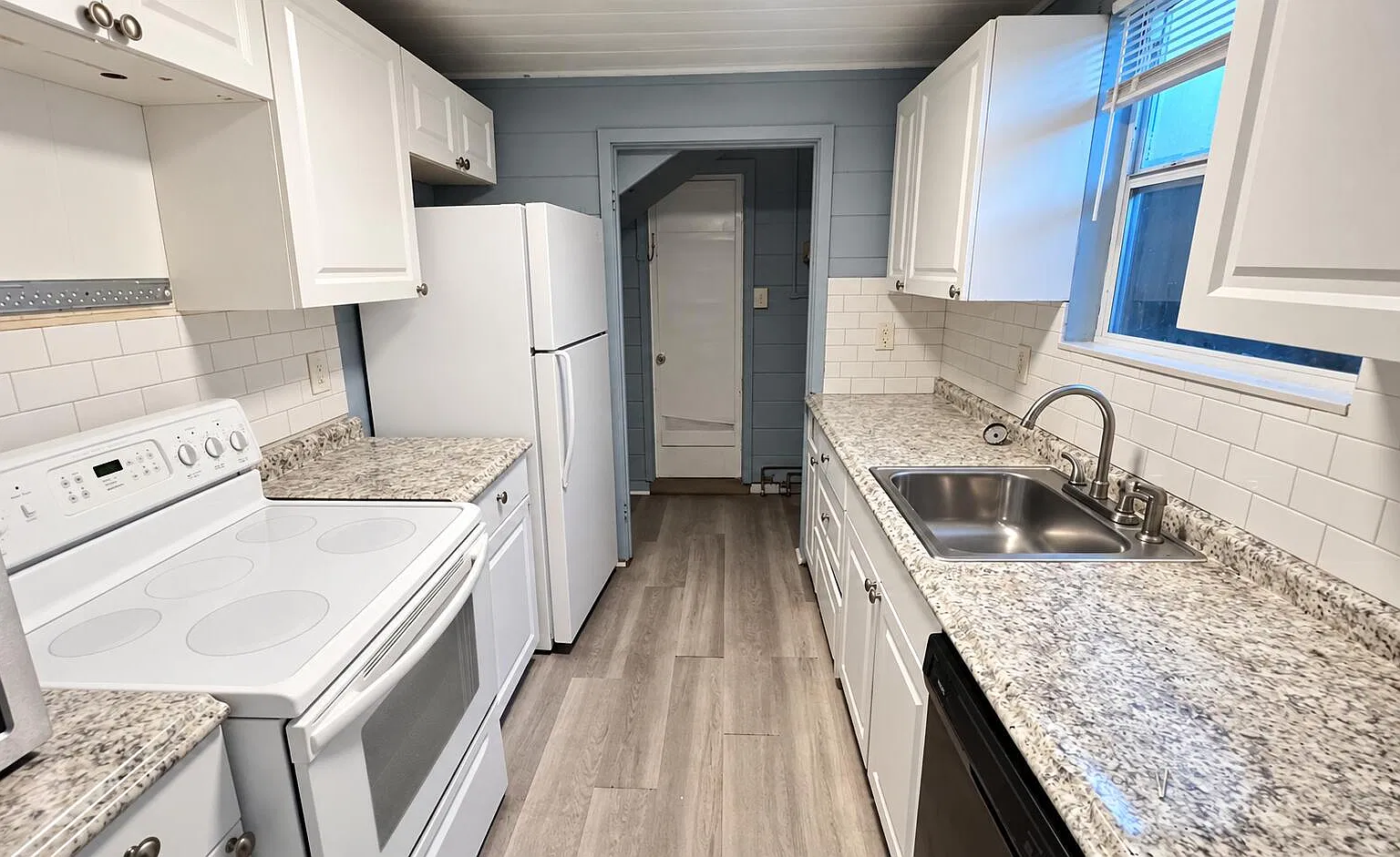 2 bed, 1.5 bath, 1000 sqft, $2,150 — Photo 1