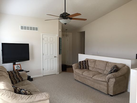 4th image of 56811 Virginia Dr