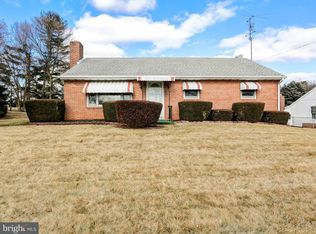 3301 Grandview Rd, Hanover, PA 17331
