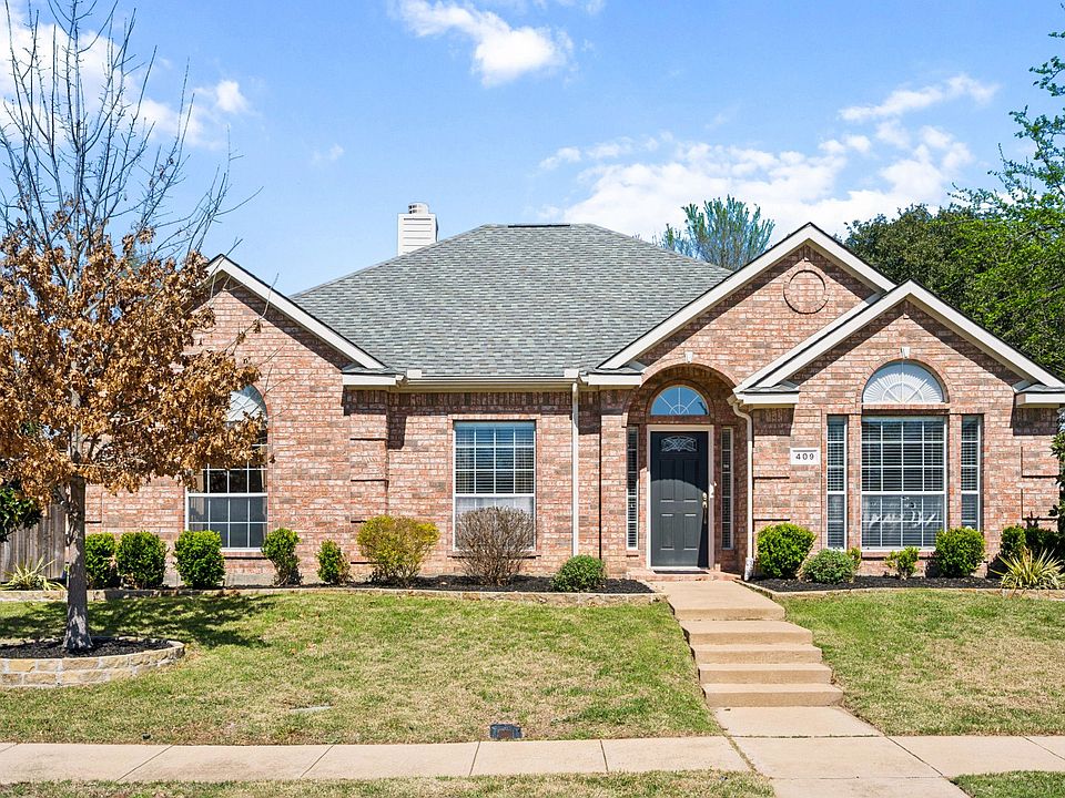 1st image of 409 Kyle Ln