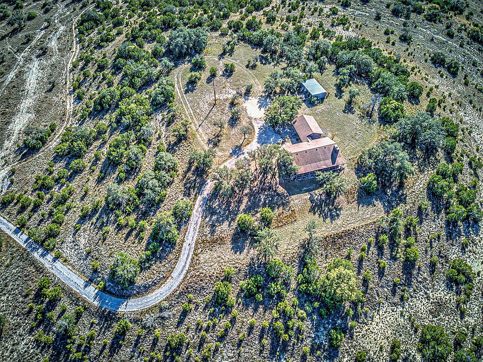 1st image of 414 Hall Ln