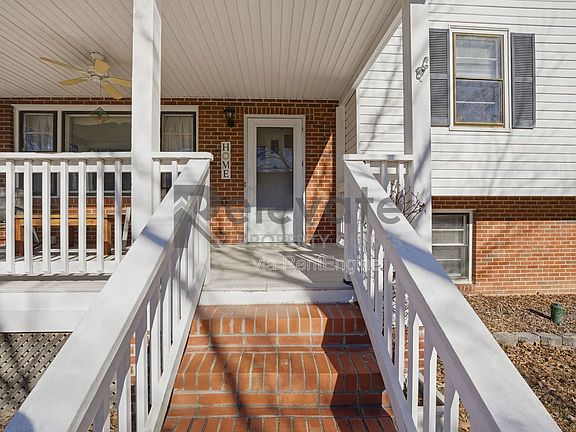 5th image of 9002 Michaux Ln