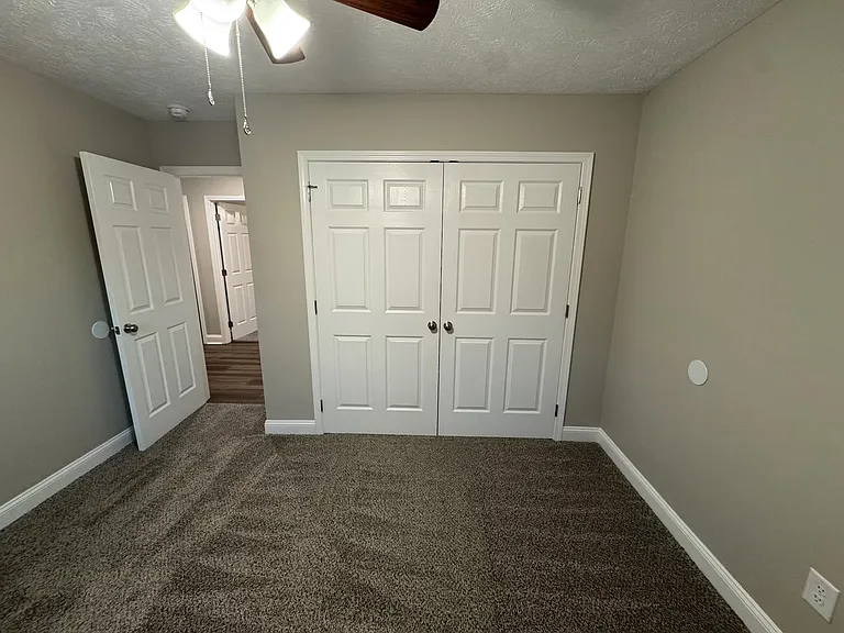 139 Thornbird Dr — Photo 17