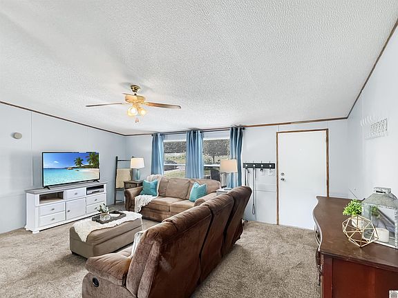 4th image of 72 Sundance Ln