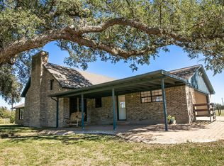 105 Red Tip Ln, Brenham, TX 77833