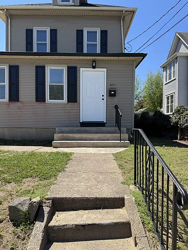 517 Bentley Ave Photo 1