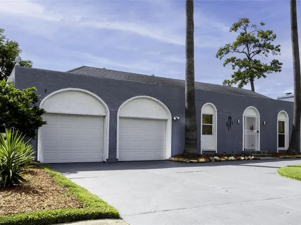 230 White Cedar St, Houston, TX 77015