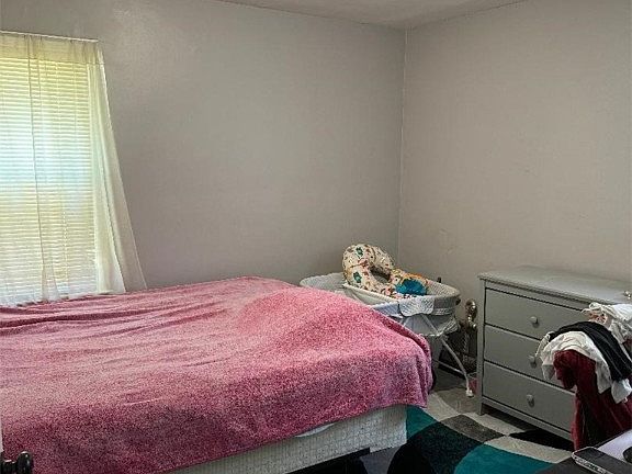 5th image of 13505 Cranwood Park Blvd
