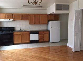 7870 Spring Ave #2, Elkins Park, PA 19027