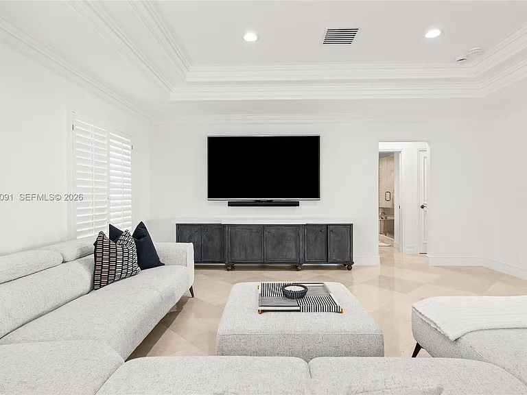 18 Eleuthera Dr — Photo 25