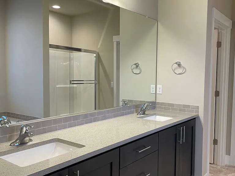 72 N 88th Dr — Photo 38