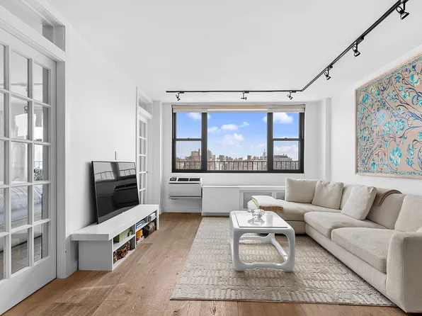 61 Jane St APT 19E, Manhattan, NY 10014