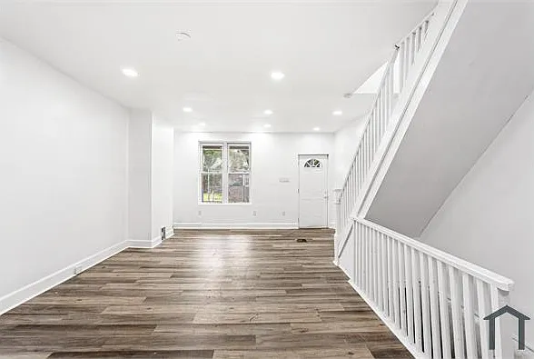 3 bed, $1,800 — Photo 3