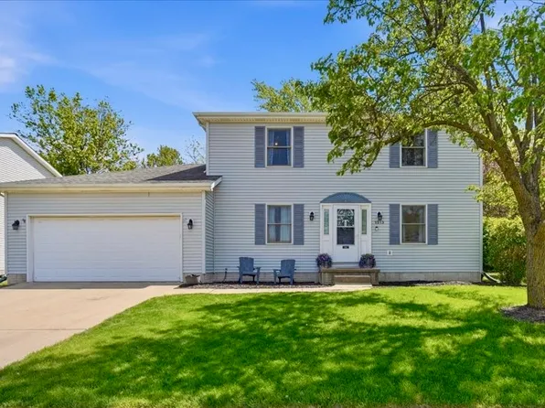 1313 Courtland Ave, Normal, IL 61761