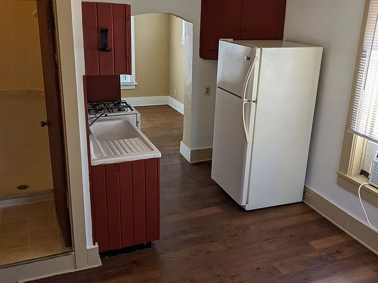 401 S Race St — Photo 19