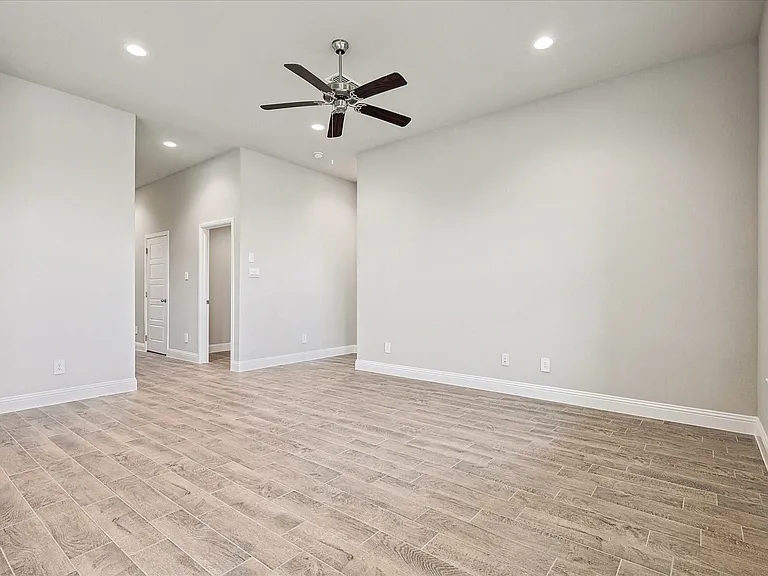 1712 Buzzard Rd — Photo 5