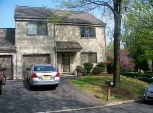1204 Hunters Run, Dobbs Ferry, NY 10522
