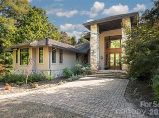 1989 White Tree Trl, Arden, NC 28704
