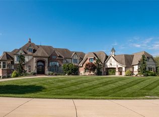 42 Pacland Estates Dr, Chesterfield, MO 63005