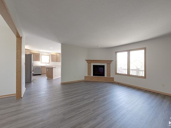 3rd image of 1419 S Fawnwood St