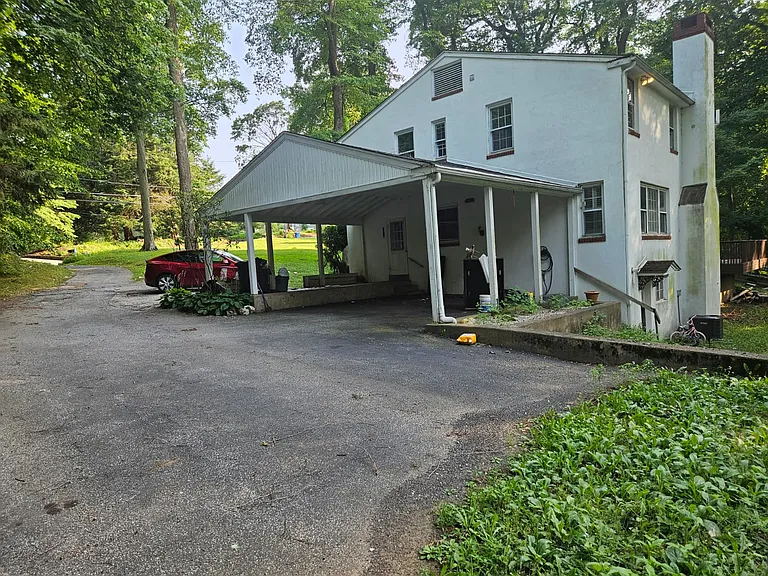 400 Marple Rd — Photo 20