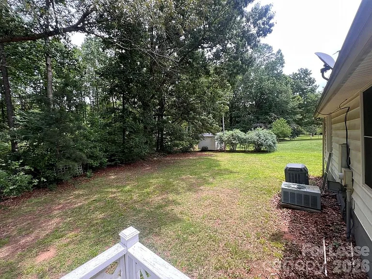 144 Mountain View Rd — Photo 32