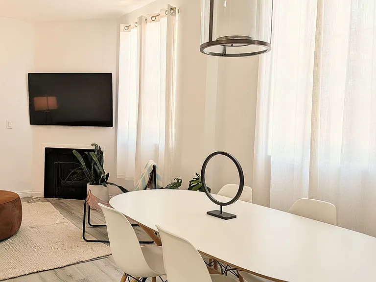2452 S Centinela Ave #4 — Photo 6