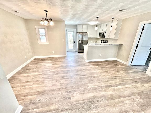 5th image of 8238 Barkwood Dr