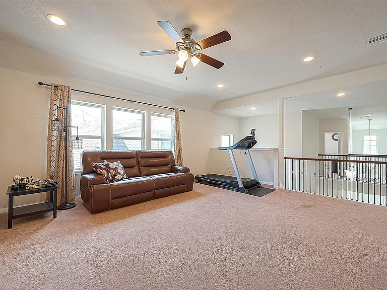 15627 Huddleston Dr — Photo 20