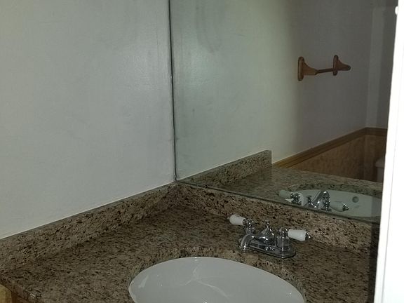 4th image of 157 Lori Anne Ln #165