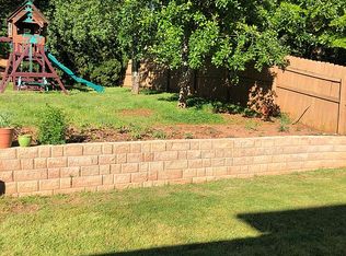 5465 Arrowind Rd, Lilburn, GA 30047