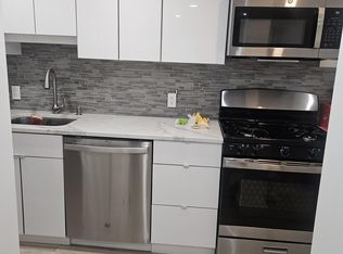 230 Eckford St, Brooklyn, NY 11222