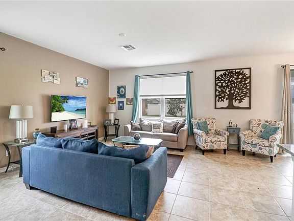 4th image of 19486 Roseate Dr